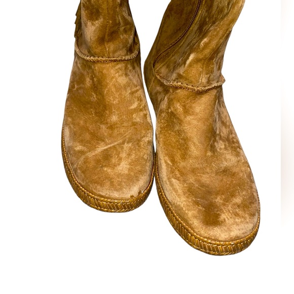 Ugg Australia Mammoth Suede Fringe Boots, US 8.5 women EUC - Picture 4 of 11